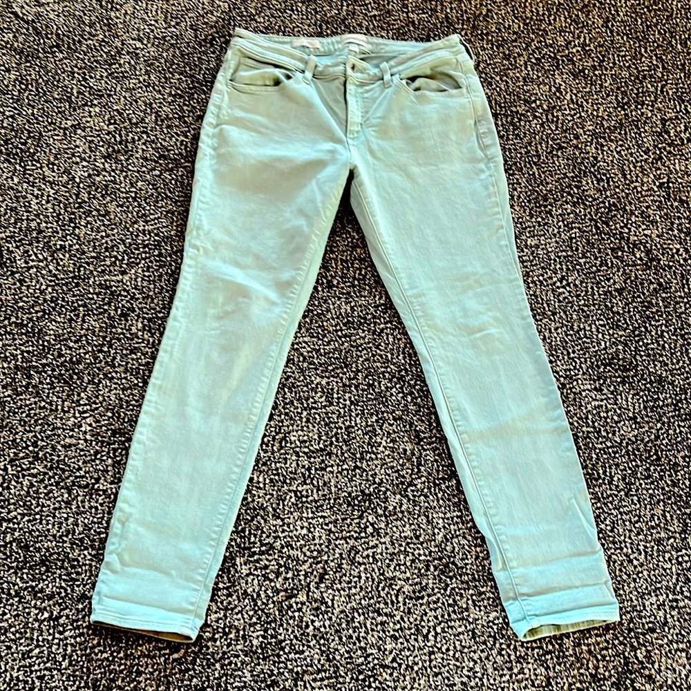 Universal Thread size 12/31L Midrise skinny